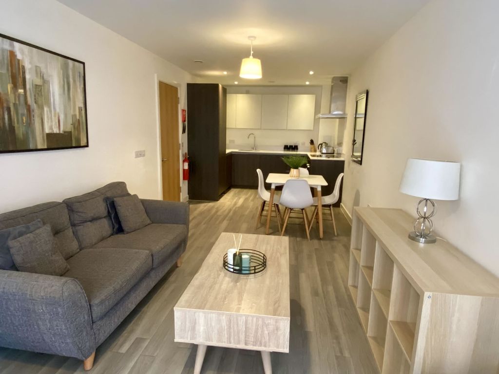 Property photo 3 of 20 Halo311123Image5.Jpg