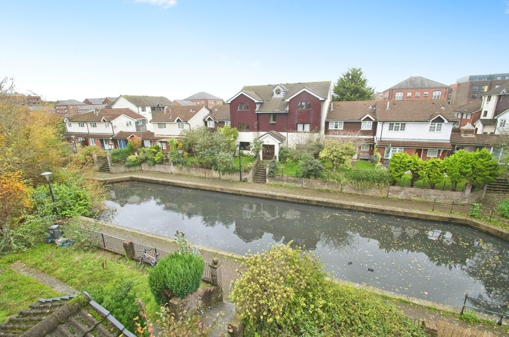 Property photo 3 of 17 River View