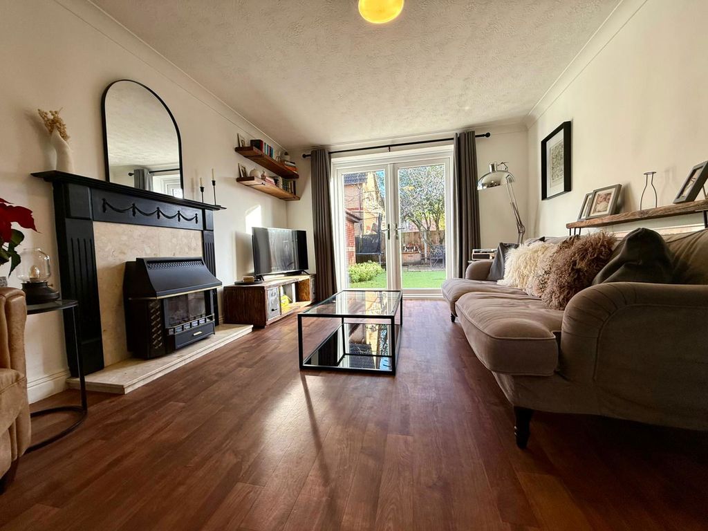 Property photo 2 of 16