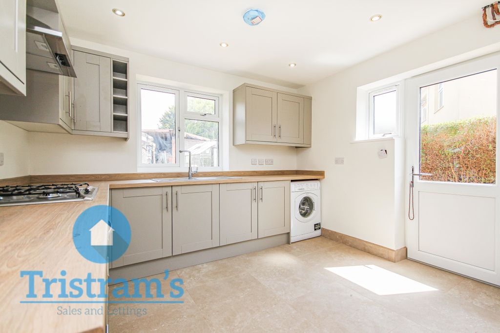 Property photo 3 of 18 Img_0479