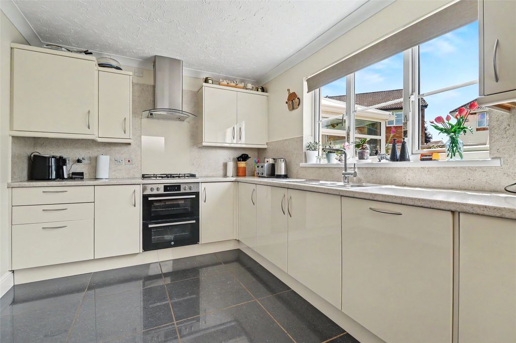 Property photo 3 of 17 Picture No. 03