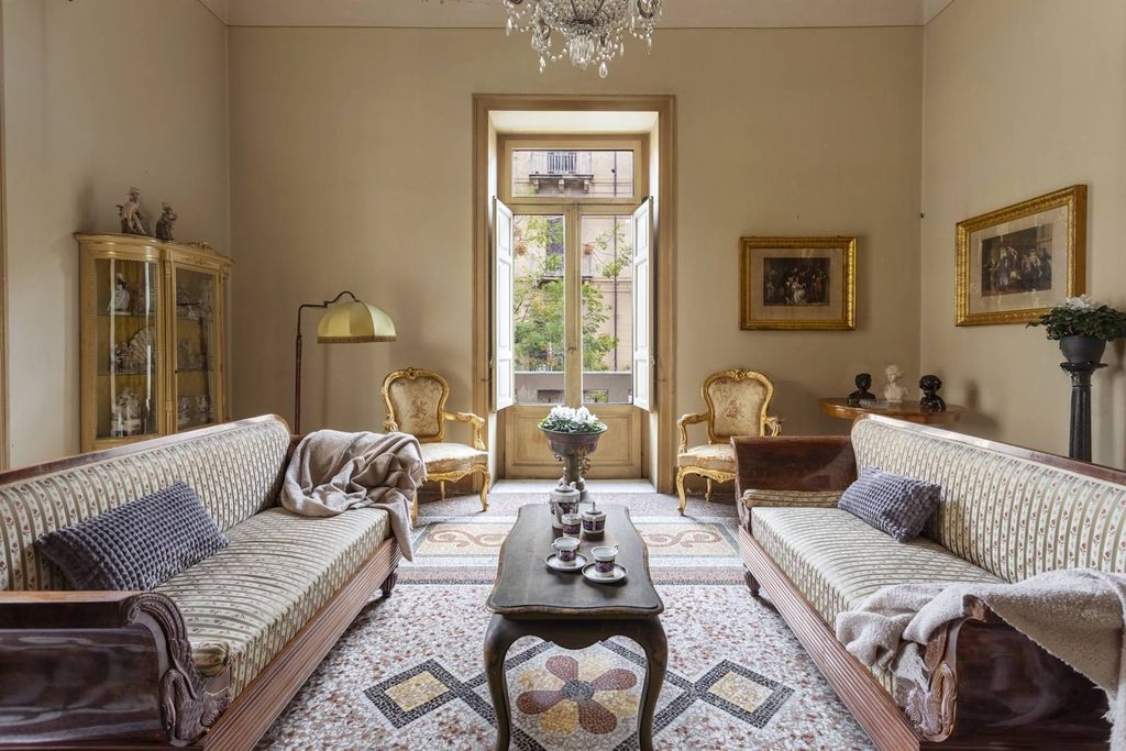 Property photo 1 of 25