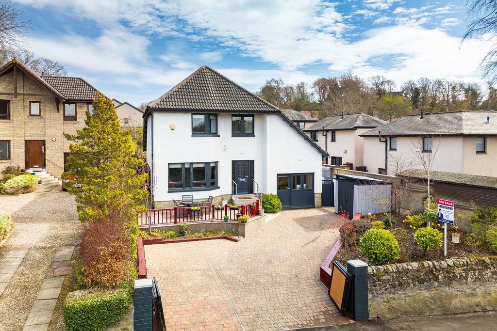 Property photo 1 of 49