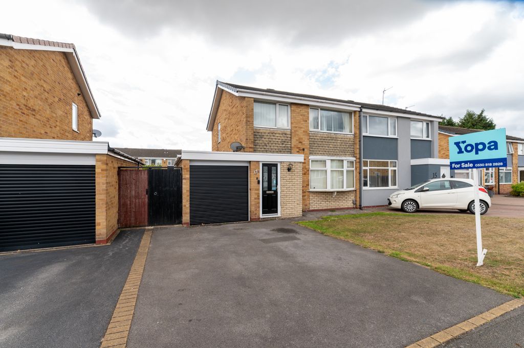 Property photo 2 of 20 01