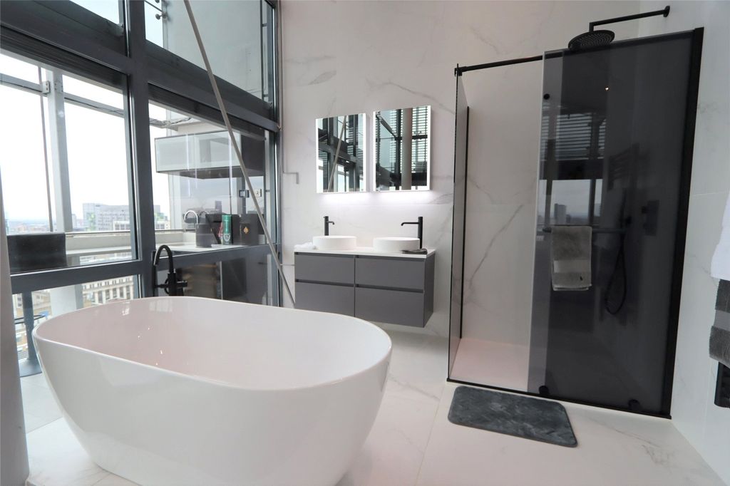 Additional image 8 of 4 bed flat to rentNo. 1 Deansgate, Manchester M3