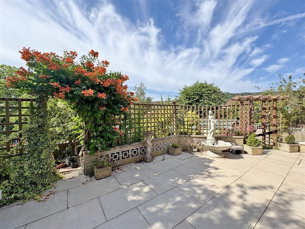 Property photo 3 of 13 Patio.Jpg