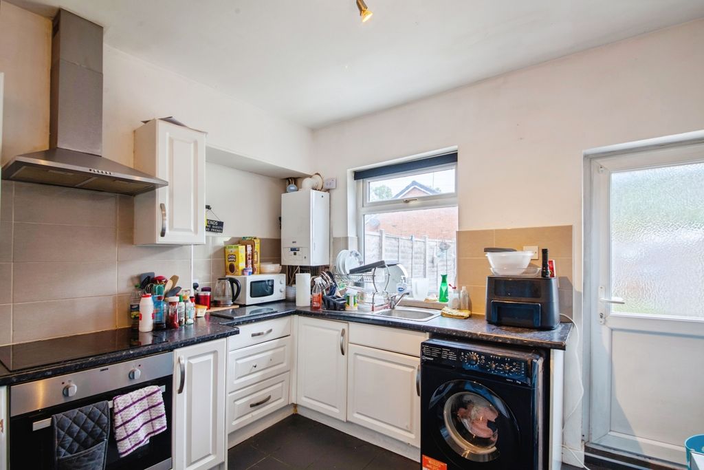 Property photo 3 of 23 Pbox-Img.Jpg
