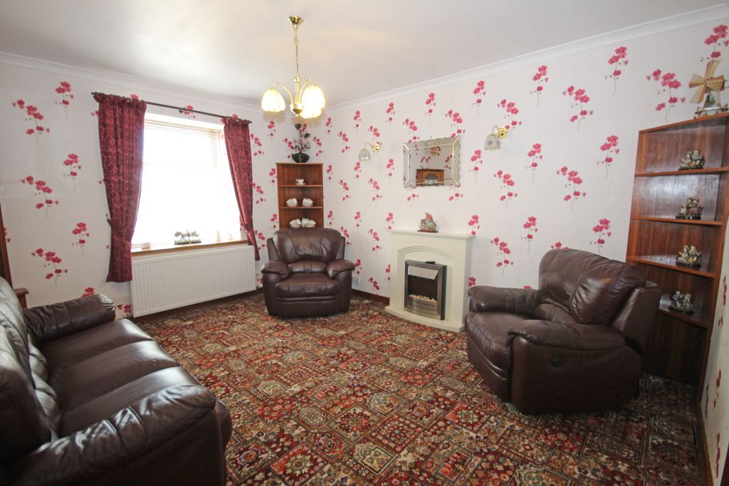 Property photo 3 of 26