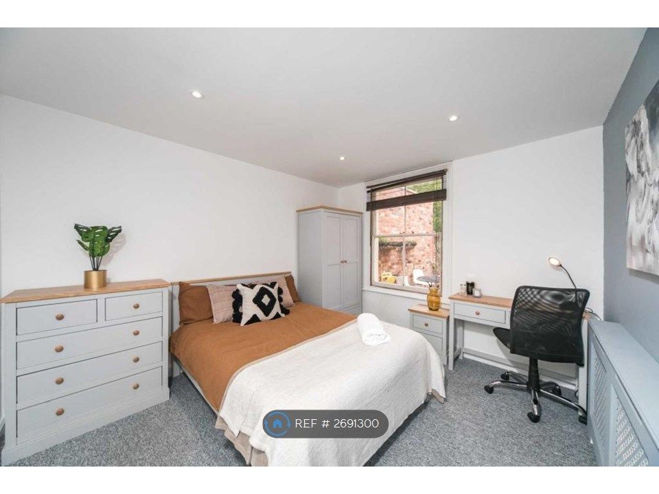 Property photo 2 of 29