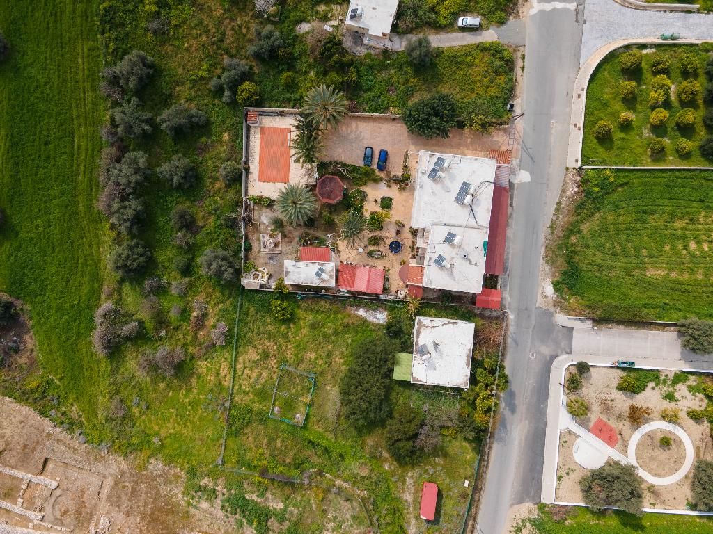 Property photo 3 of 3