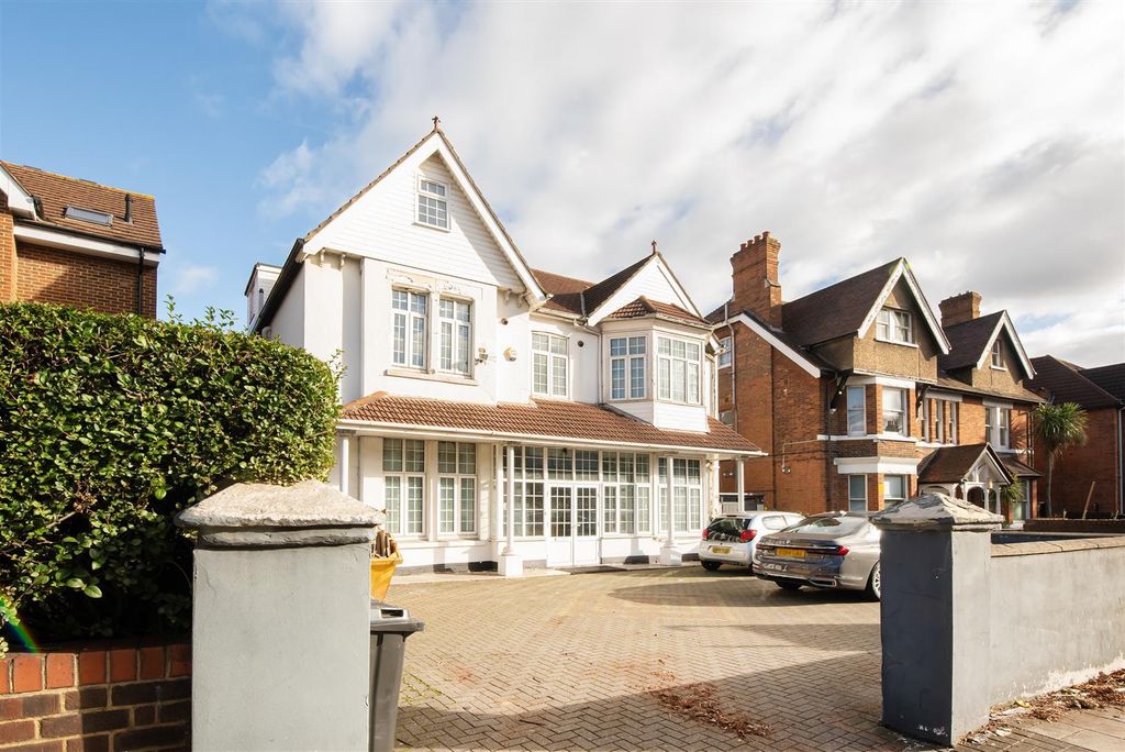 Property photo 1 of 1 Helliwell & Co.