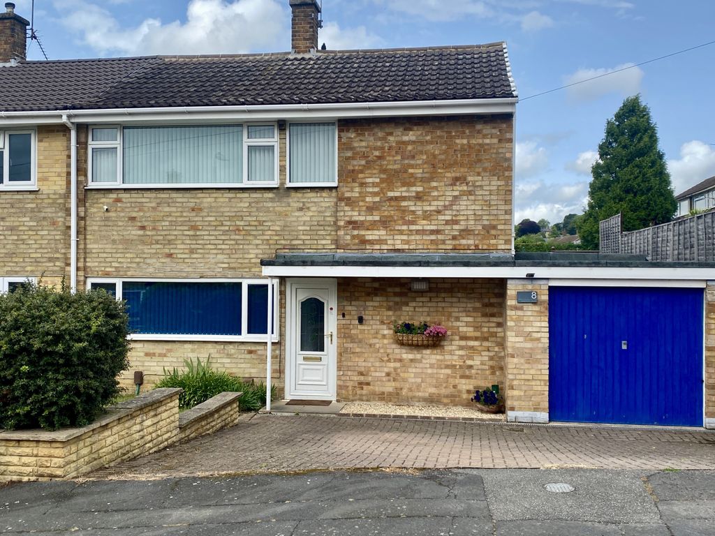 Property photo 1 of 18