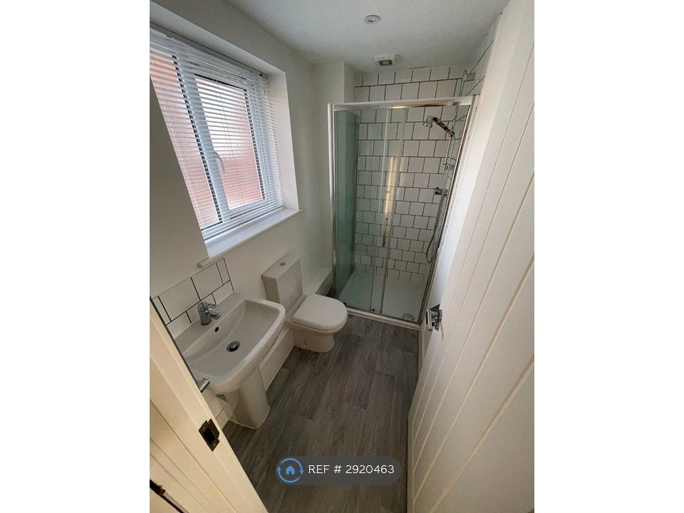 Property photo 3 of 4