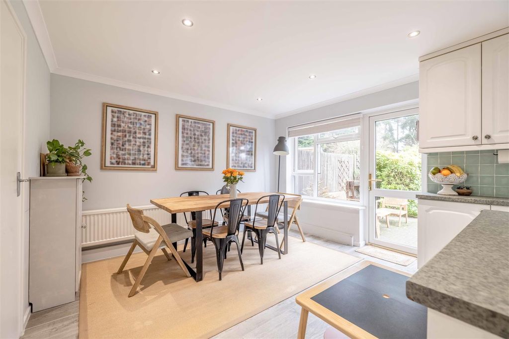 Property photo 2 of 17 52Wl (16 Of 21).Jpg