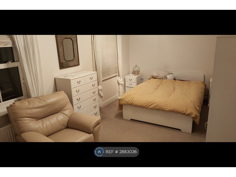 Property photo 1 of 3