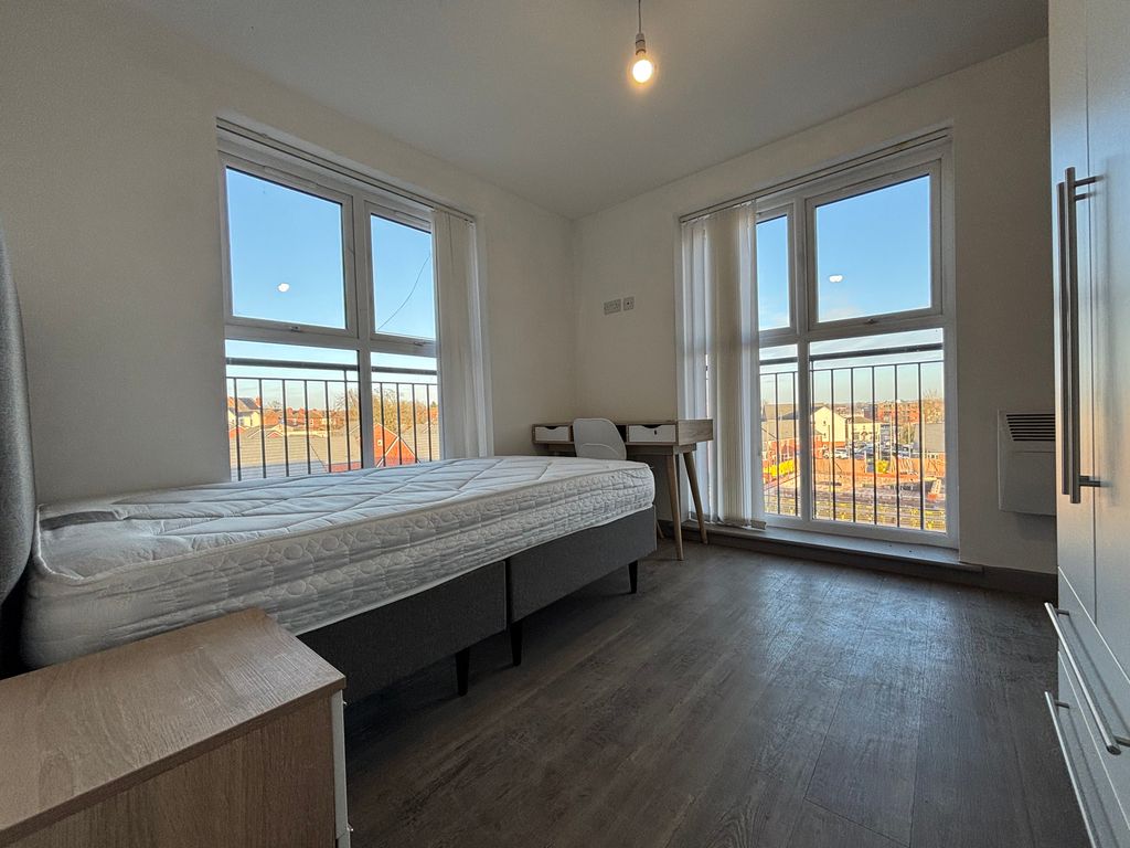 Property photo 1 of 3