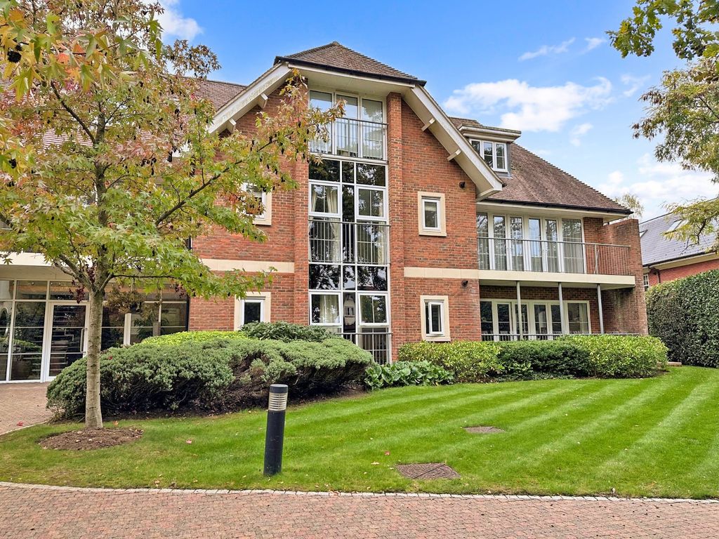 Property photo 1 of 16 Front