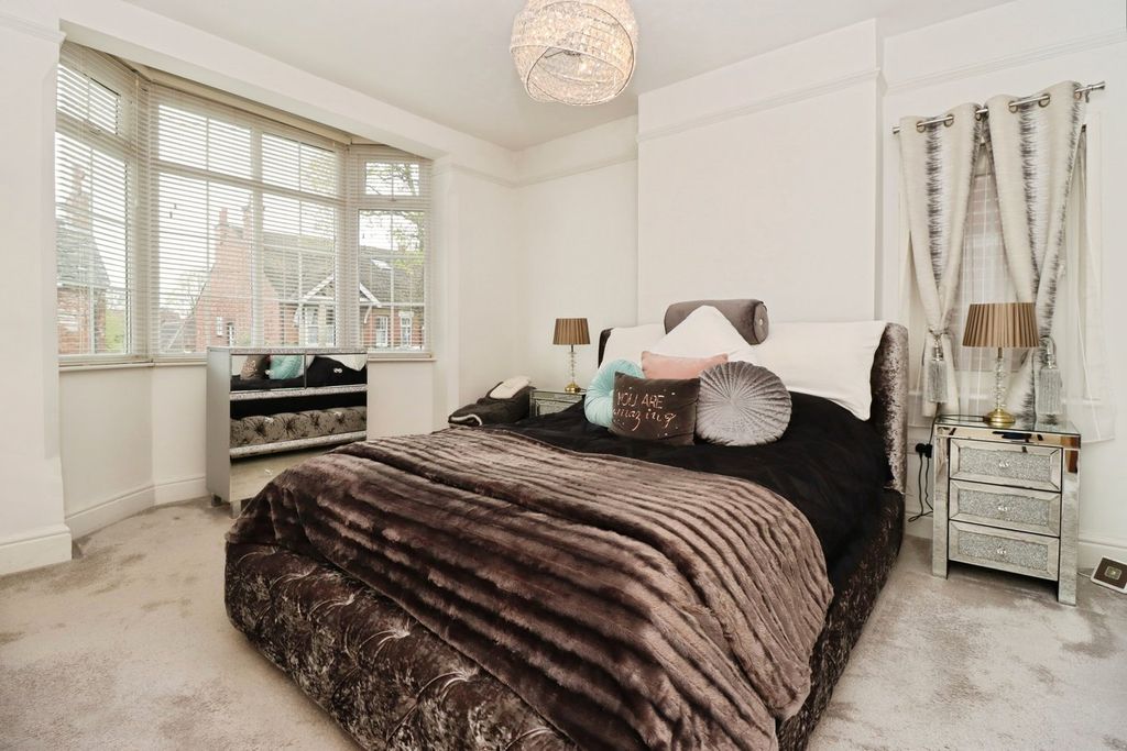 Additional image 11 of 4 bed semi-detached house for saleKingsley Avenue, Kettering NN16