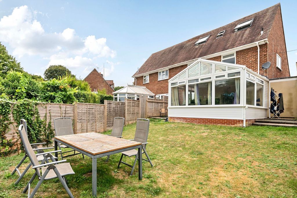 Property photo 2 of 19