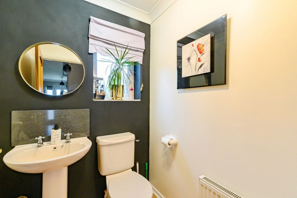 Property photo 3 of 20 Wc