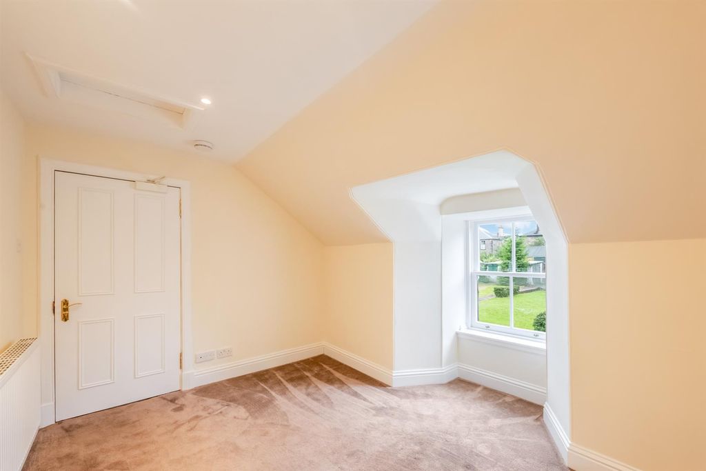 Additional image 27 of 4 bed link detached house for sale6 Albert Place, Stirling FK8