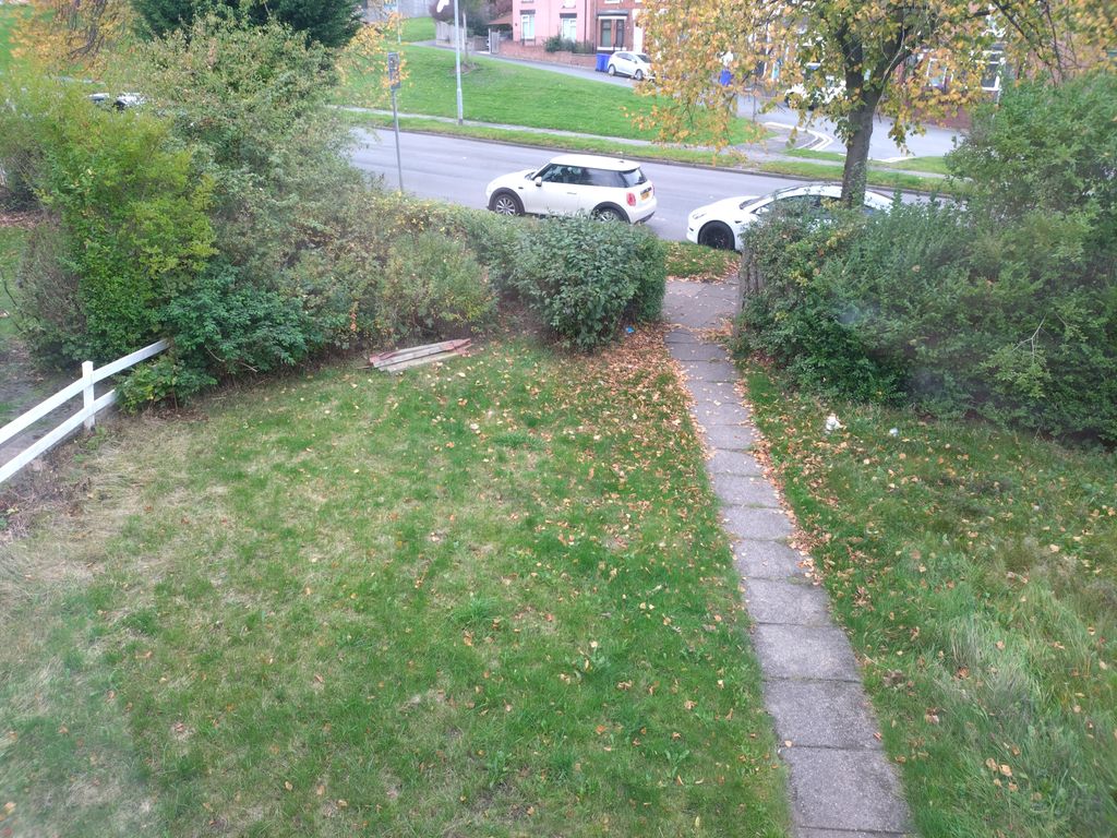 Property photo 2 of 19