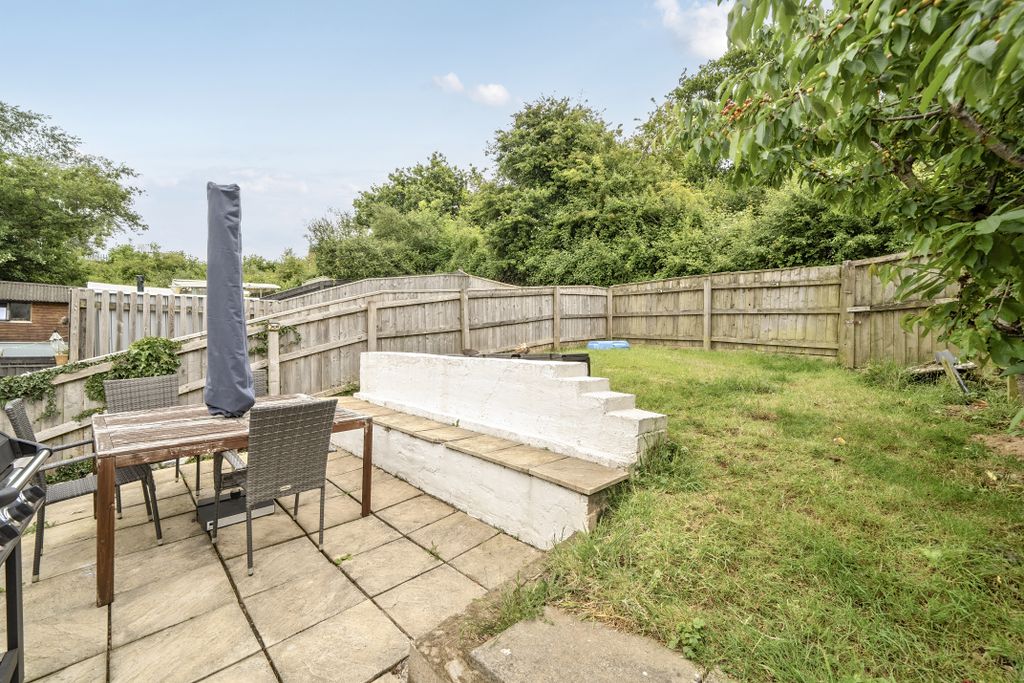 Property photo 2 of 26