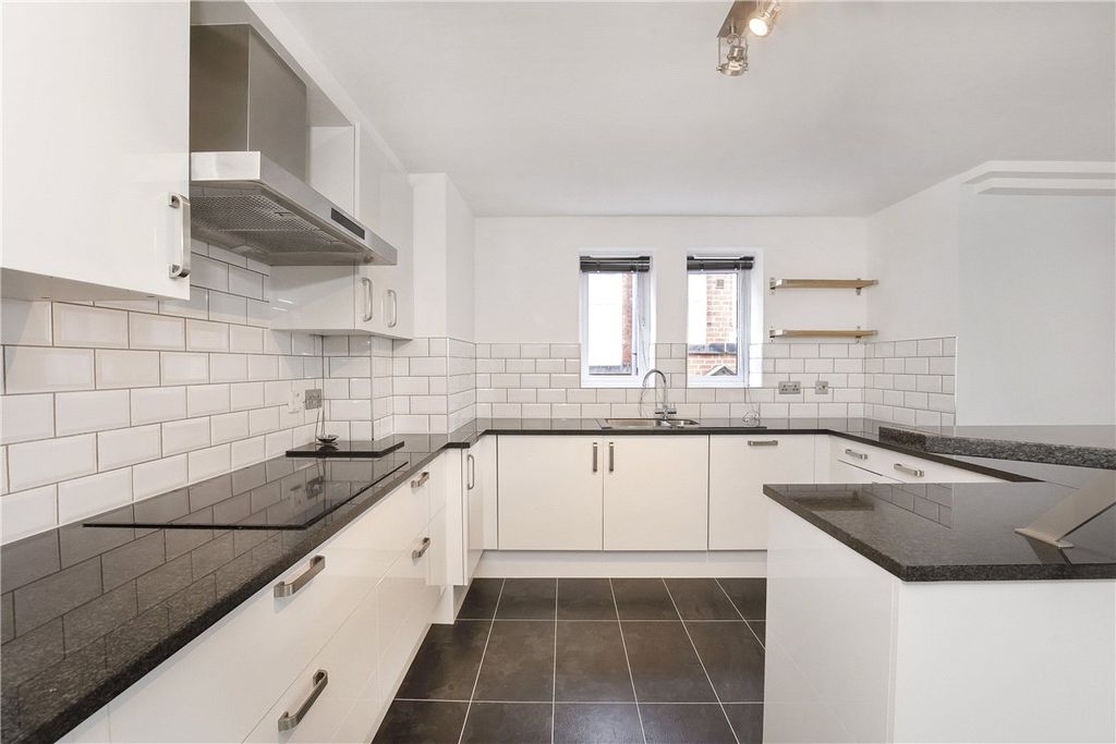 Property photo 3 of 15 Picture No. 05