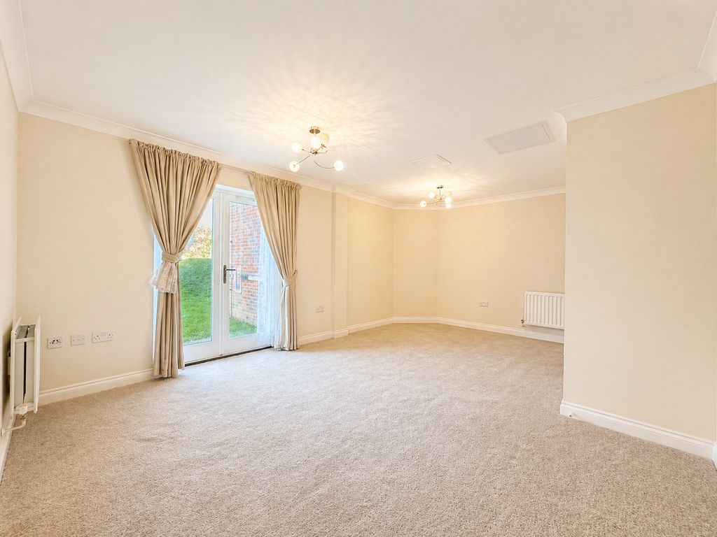 Property photo 3 of 7
