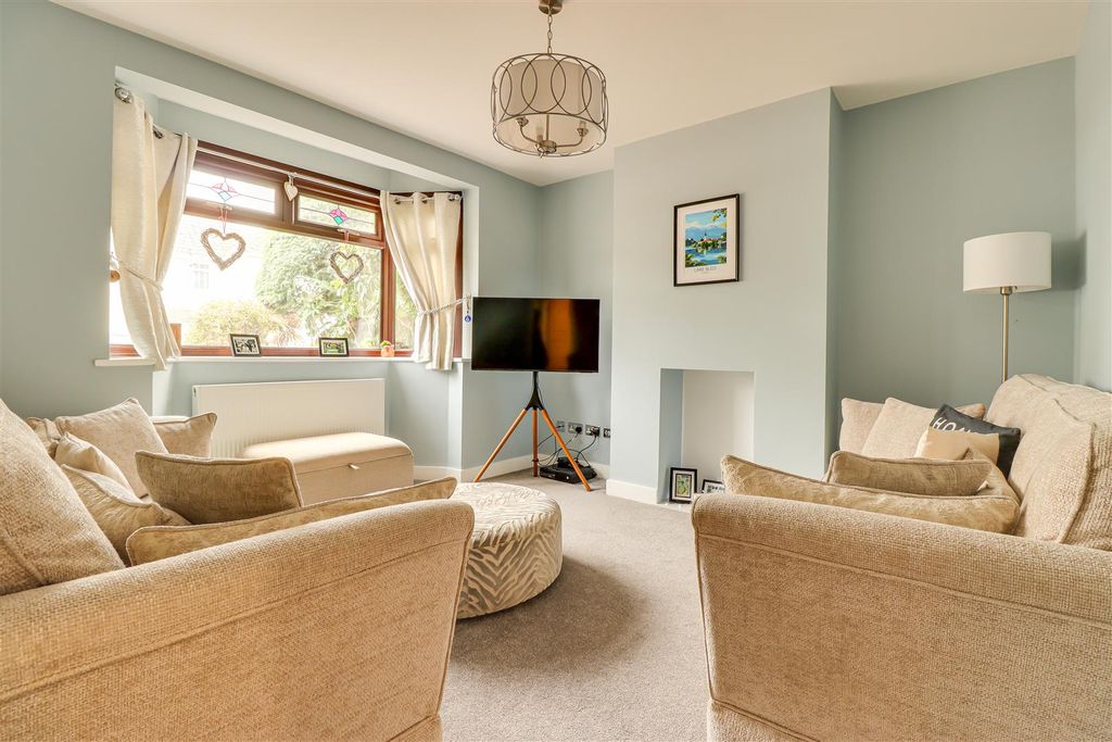 Property photo 3 of 30