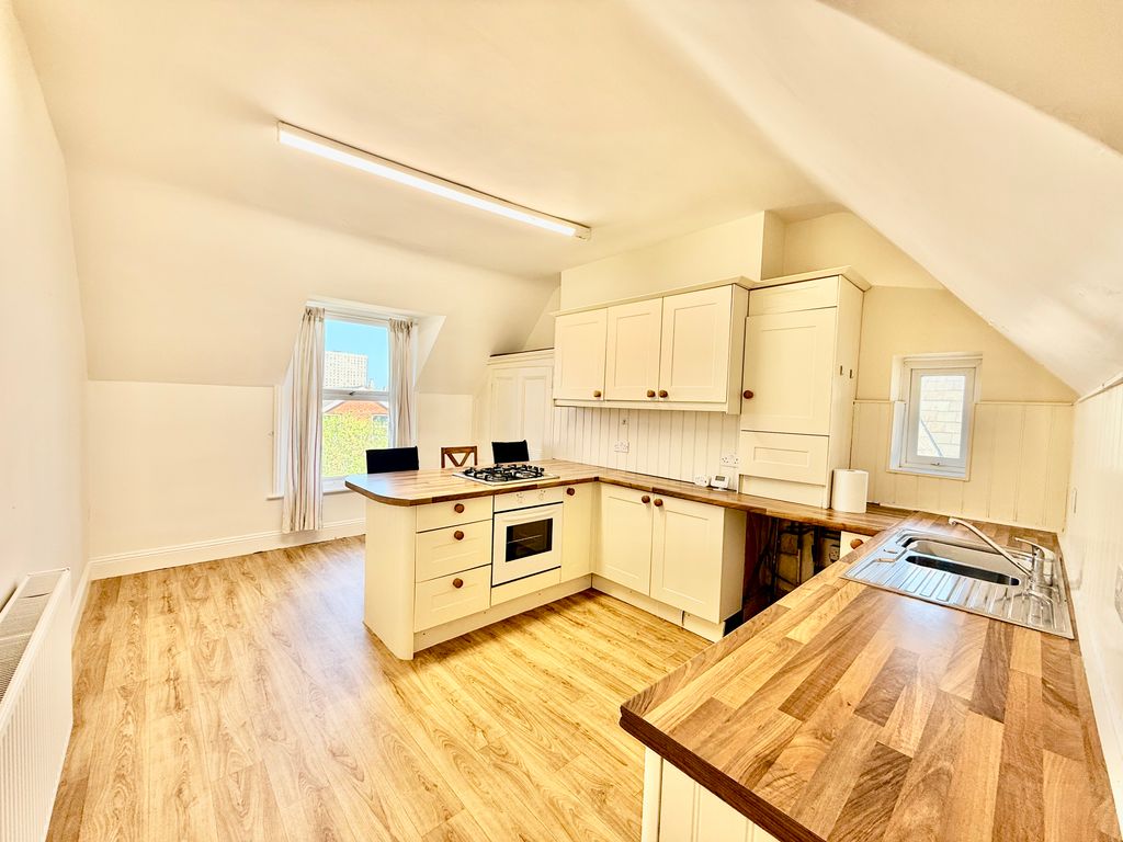 Property photo 1 of 13 Image