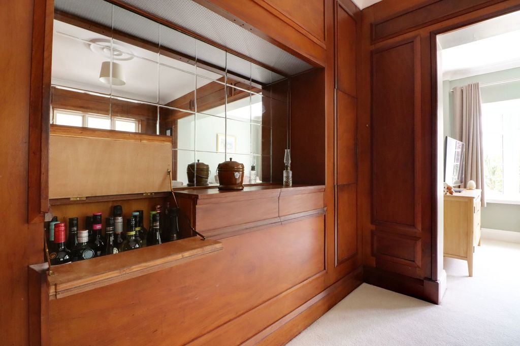 Additional image 8 of 5 bed detached house for saleWestcliff Gardens, Scunthorpe DN17