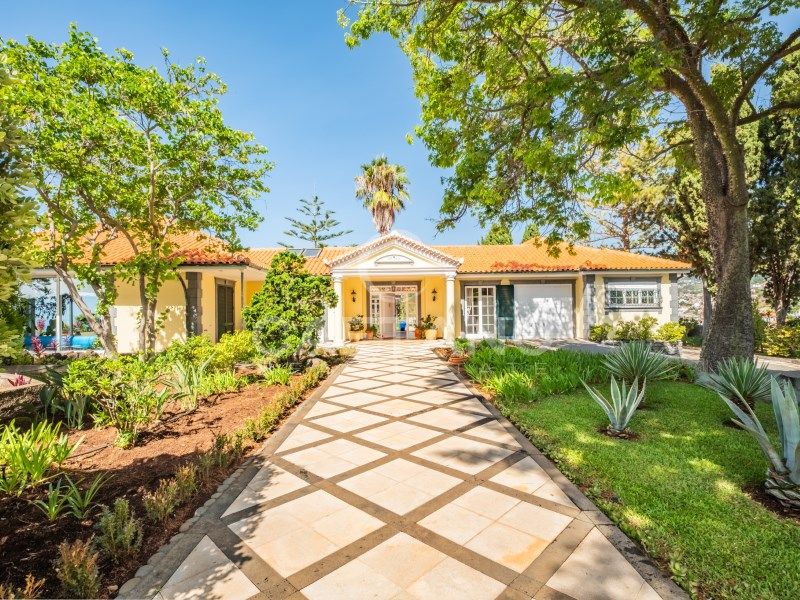Property photo 1 of 54