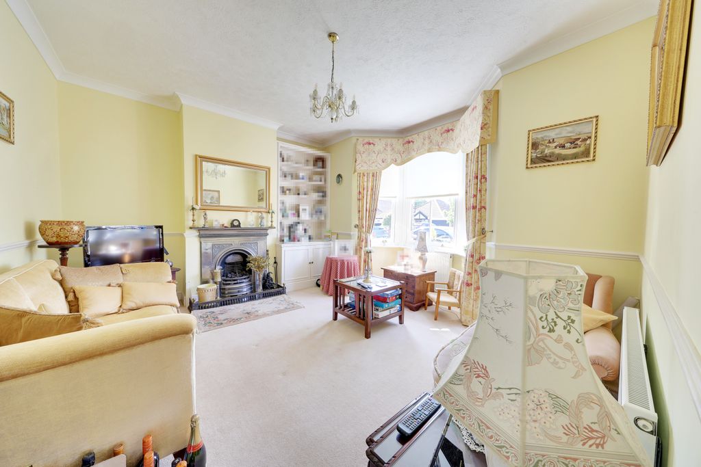 Property photo 2 of 15