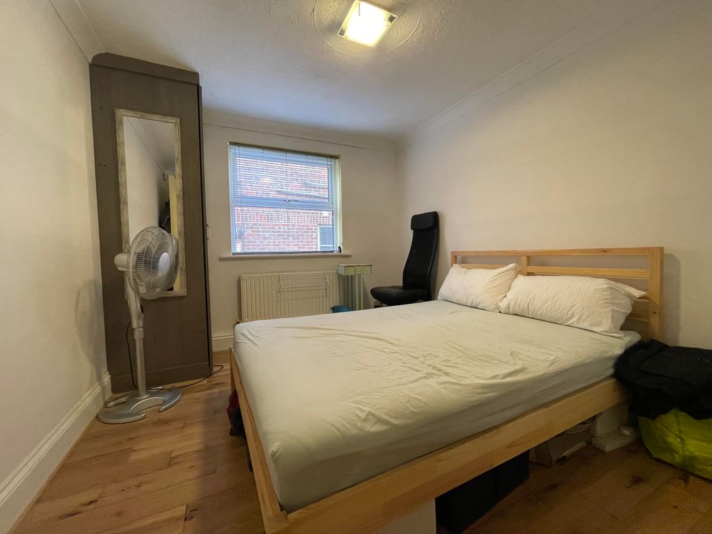 Property photo 3 of 7 Image