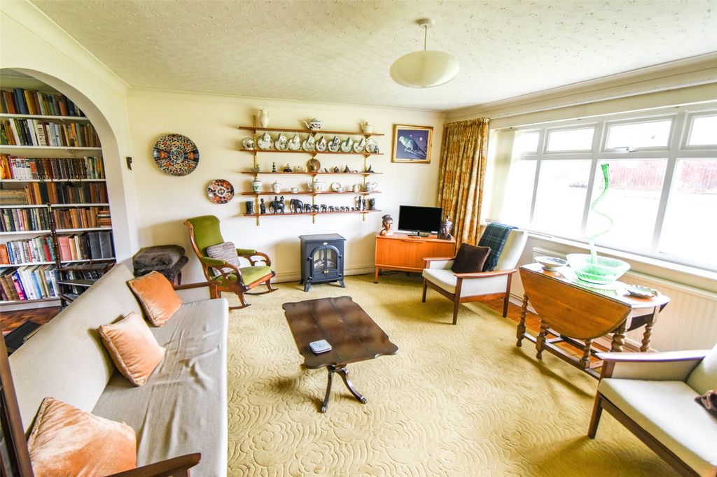 Property photo 3 of 11 Picture No. 04