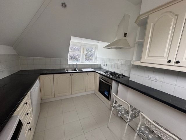 Property photo 2 of 6 4584362