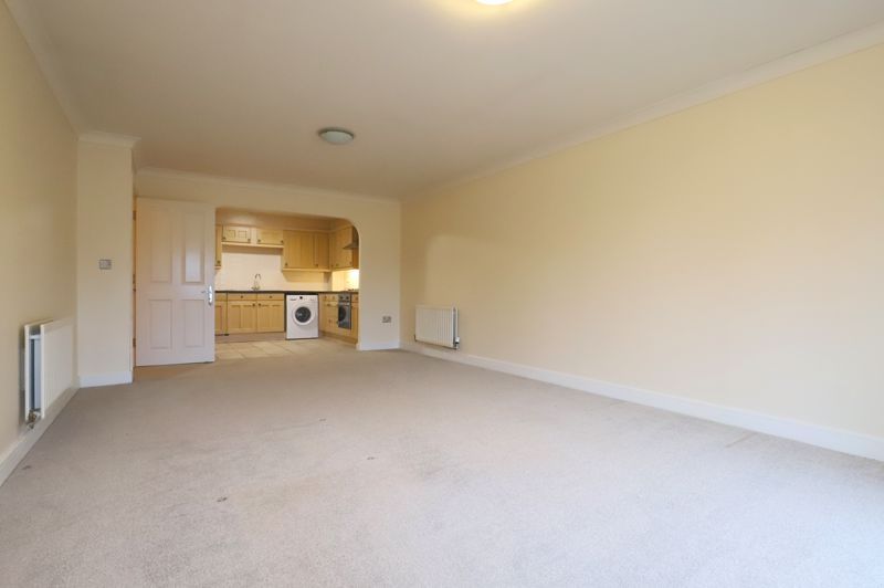 Property photo 2 of 12 Photo 8