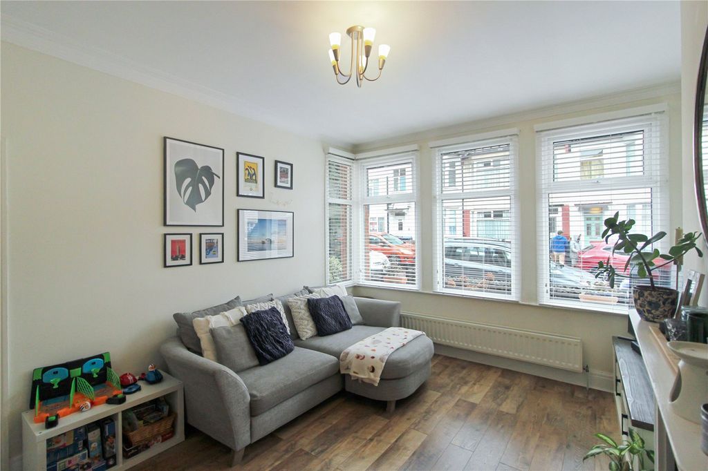 Property photo 3 of 13 Picture No. 04