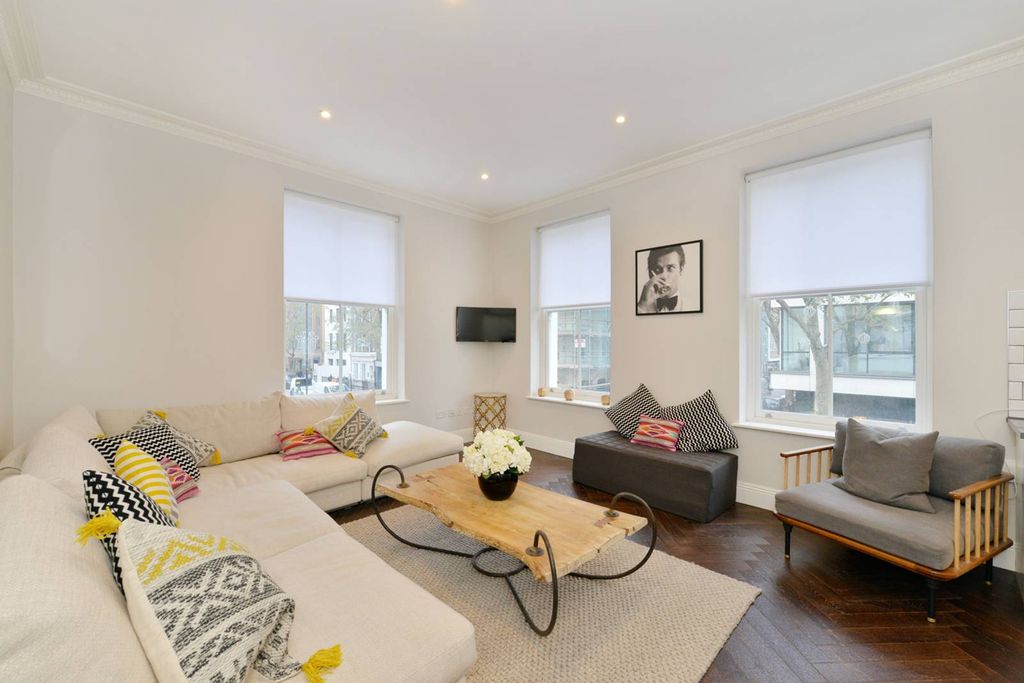 Property photo 1 of 3