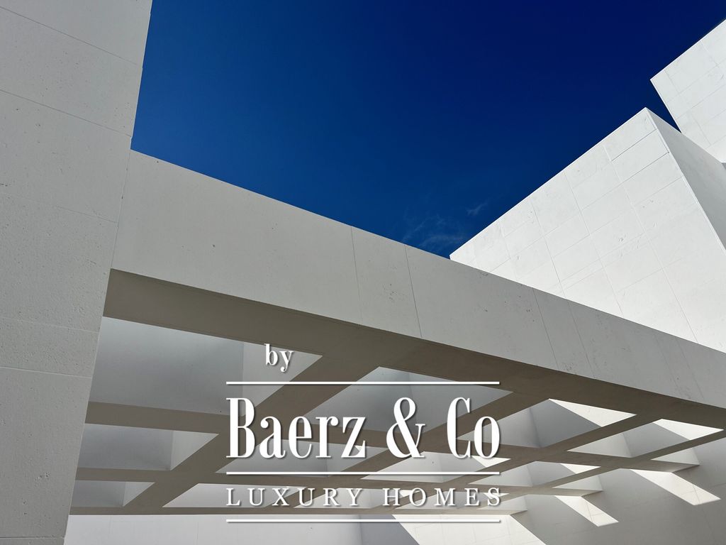 Property photo 2 of 33