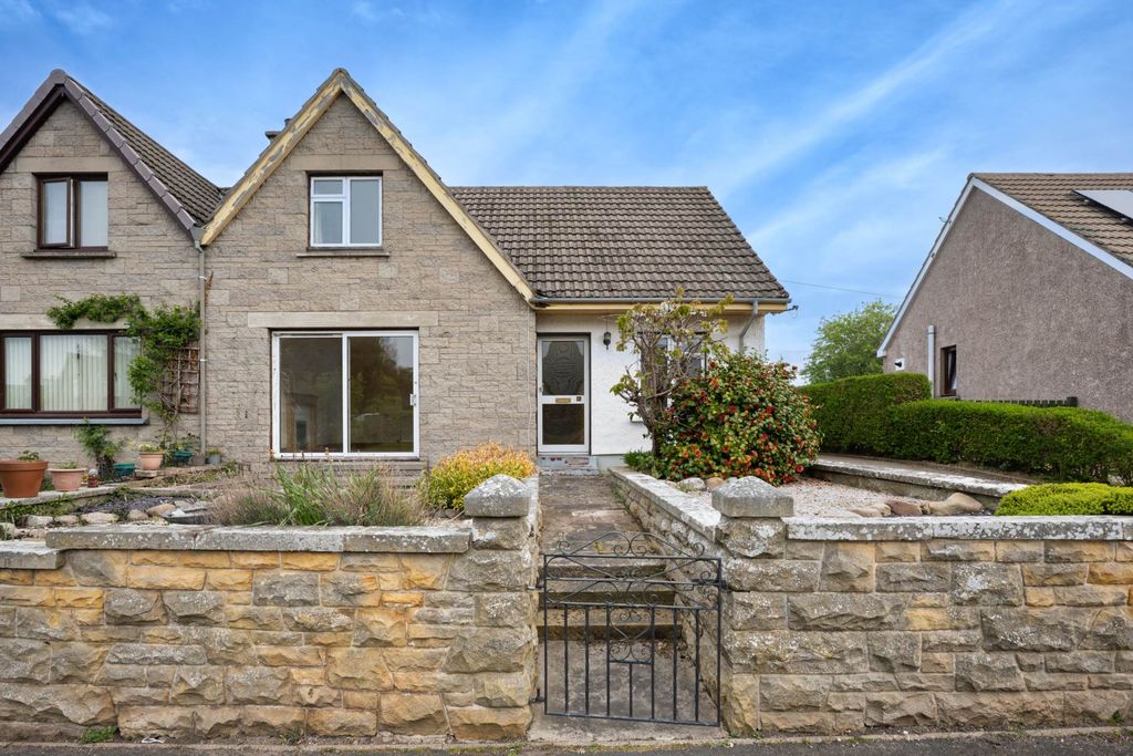 Property photo 1 of 27