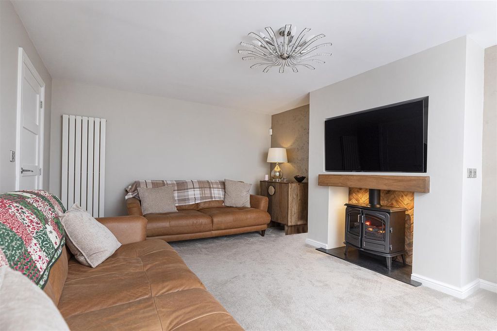 Property photo 2 of 44