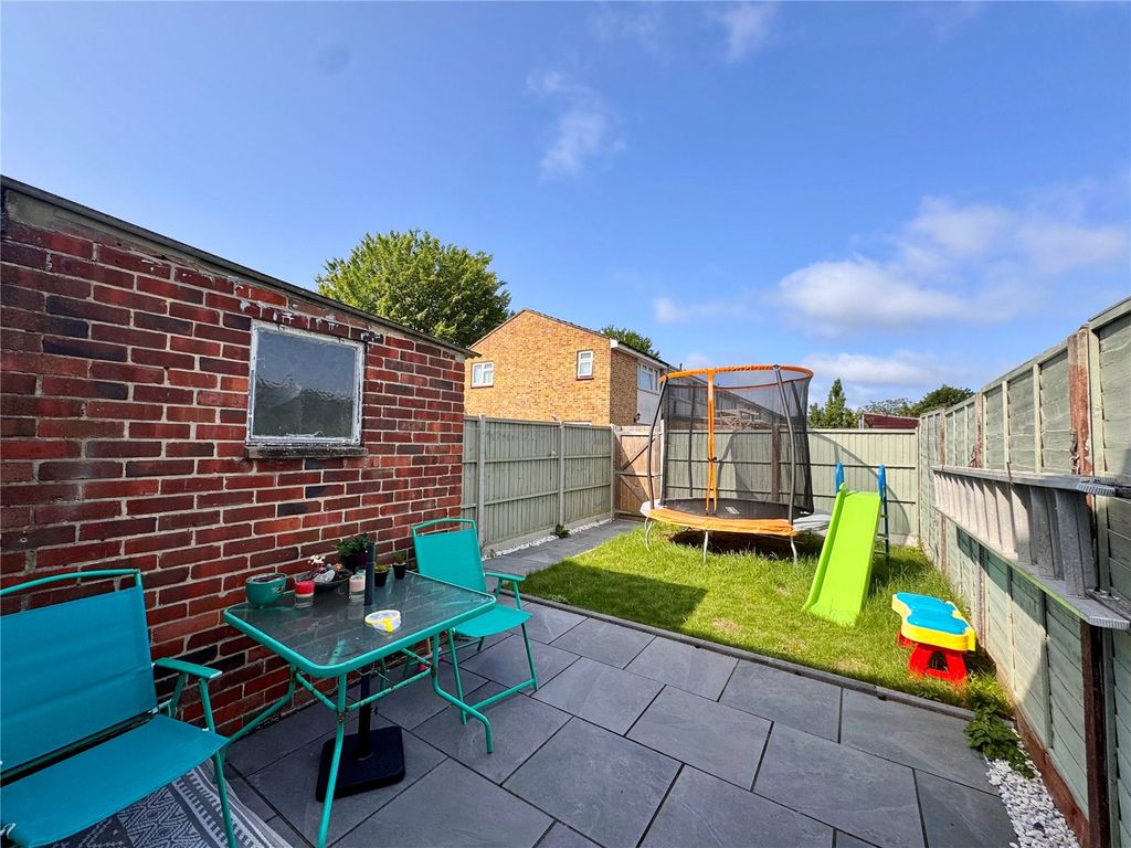 Property photo 3 of 14 Picture No. 21