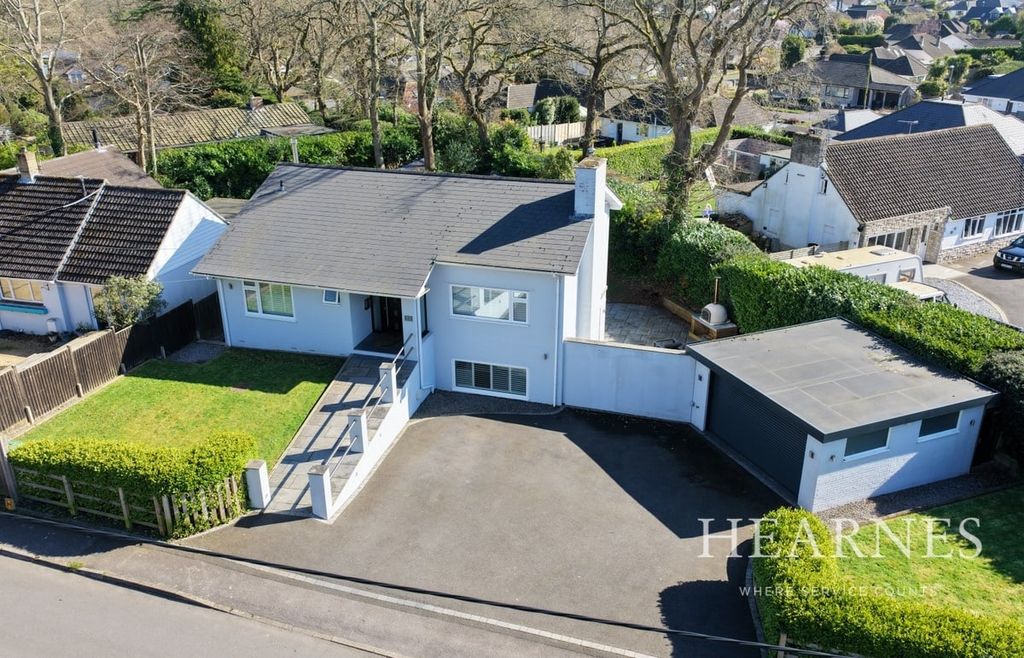 Property photo 1 of 26