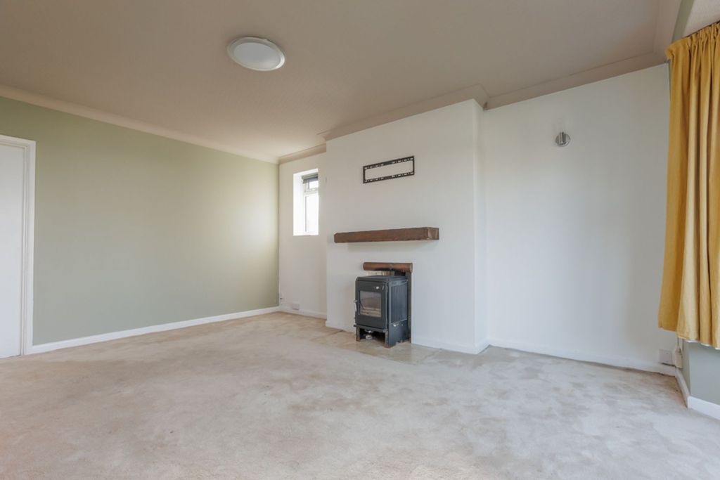 Property photo 2 of 28