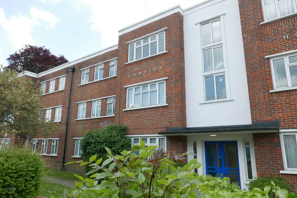 Property photo 1 of 11 Iconic Art Deco Styling