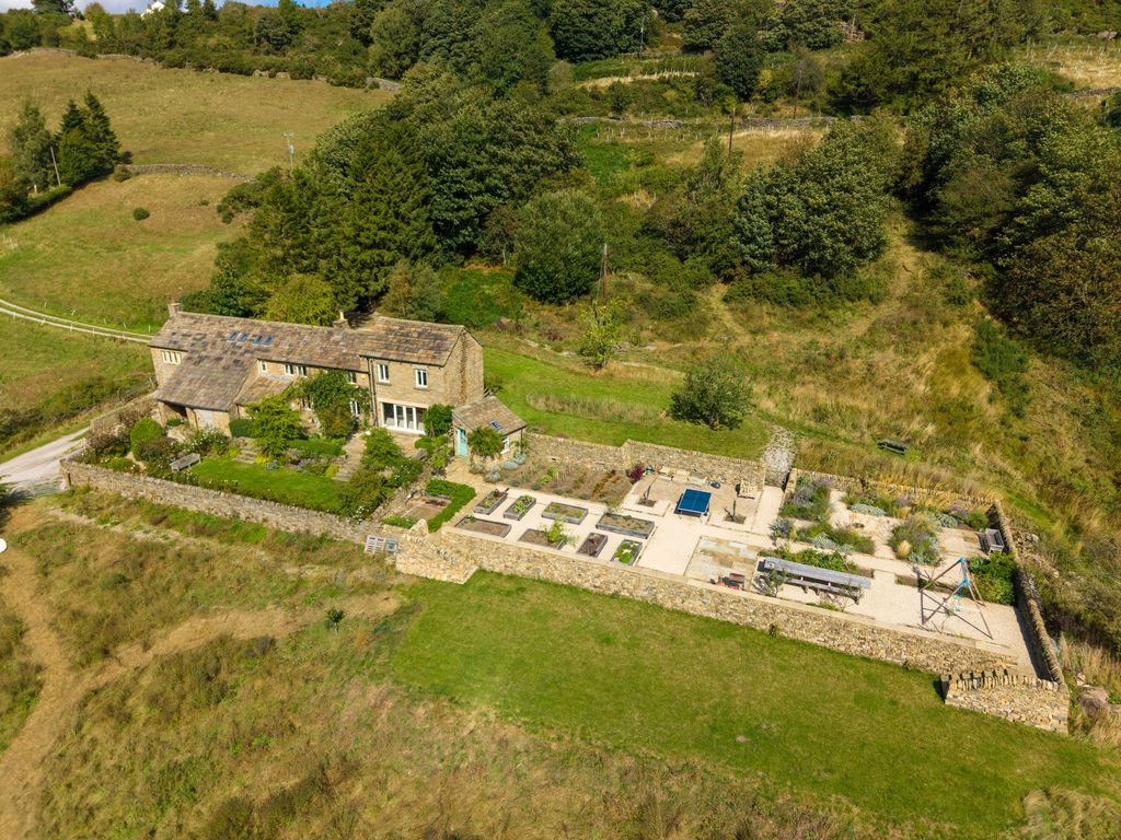 Property photo 1 of 37