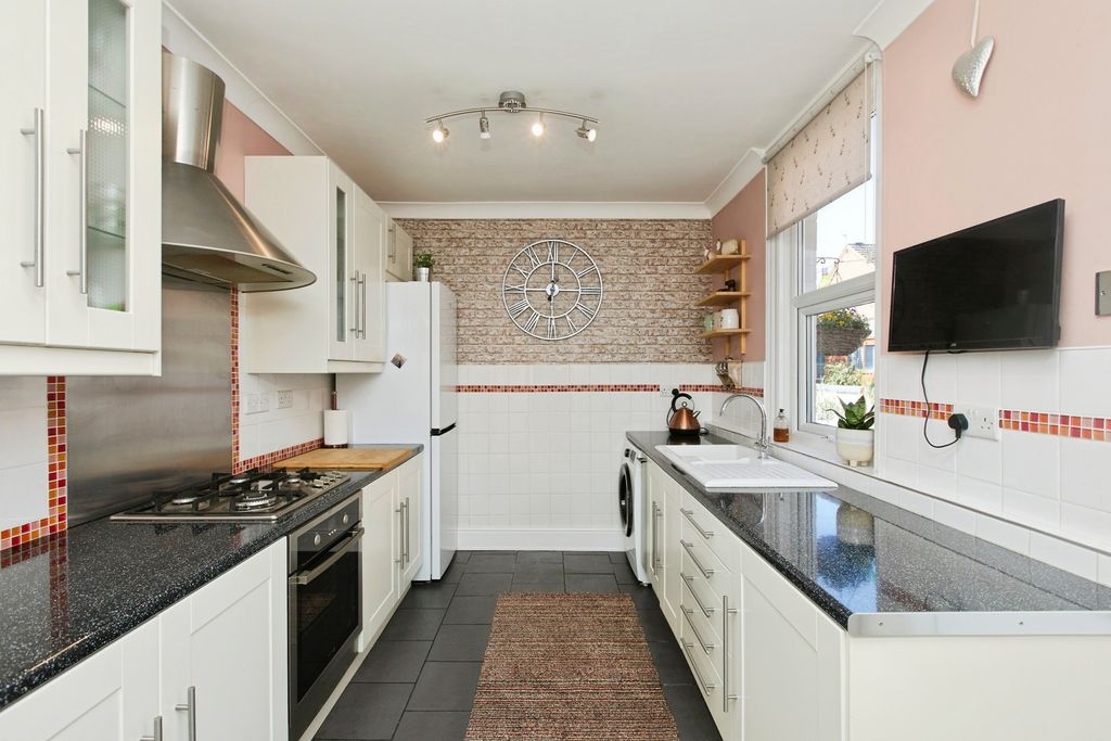 Property photo 3 of 19 Pbox-Img.Jpg