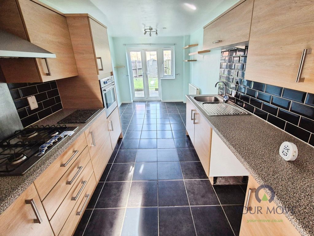 Property photo 2 of 13 Kitchen/Dining Room